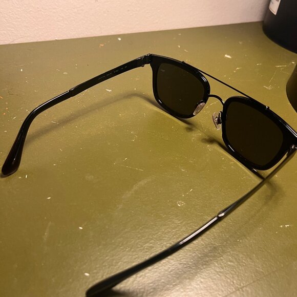 Sunglasses - Dolce & Gabbana, for men - Picture 2 of 4